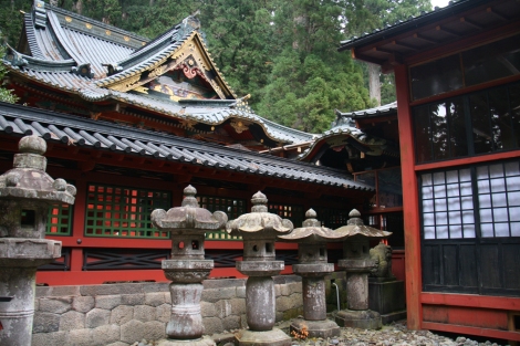 15. Futarasan-jinja (le plus vieux temple de Nikko-1619)